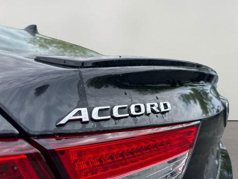 Used 2022 Honda Accord Sport image 30
