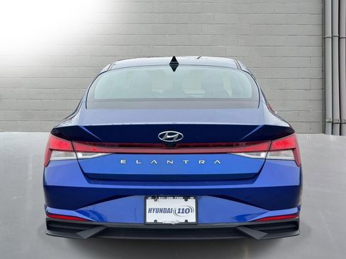 Used 2023 Hyundai Elantra SEL image 6