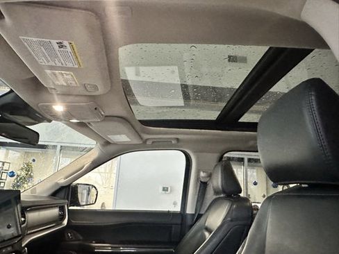 Used 2022 Ford Expedition XLT w/ Equipment Group 202A image 13