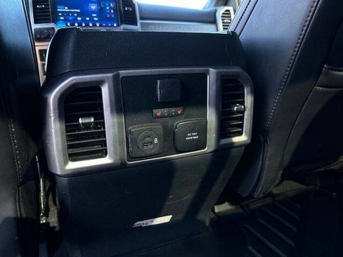Used 2022 Ford F250 Platinum AWD/4WD image 31