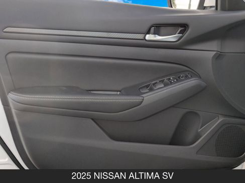 New 2025 Nissan Altima 2.5 SV w/ SV Premium Package image 12