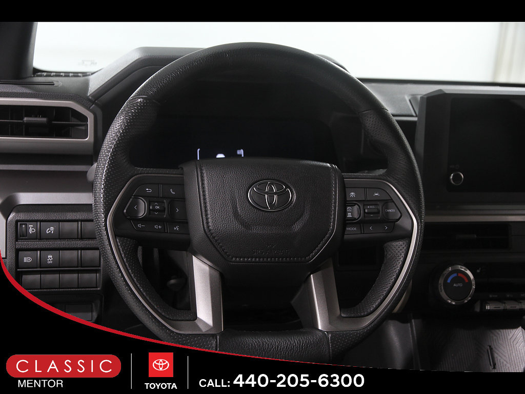 Certified 2025 Toyota Tacoma TRD Off-Road AWD/4WD image 7