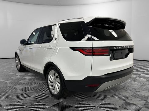 Used 2025 Land Rover Discovery S AWD/4WD image 3
