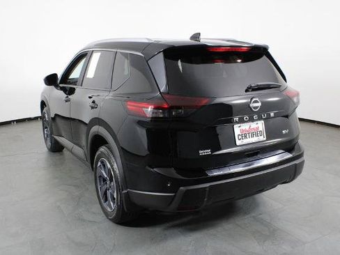 Certified 2024 Nissan Rogue SV w/ SV Premium Package FWD image 16