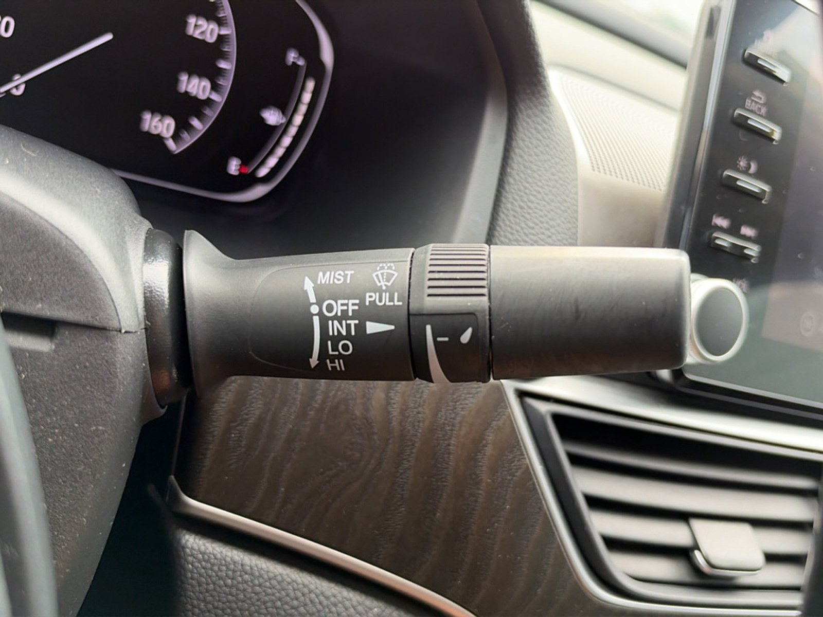 Used 2021 Honda Accord EX-L image 32