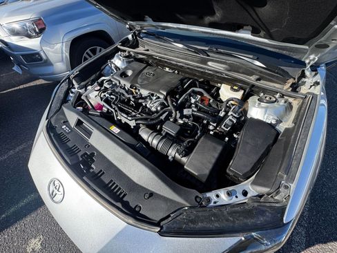 Used 2025 Toyota Camry LE image 30