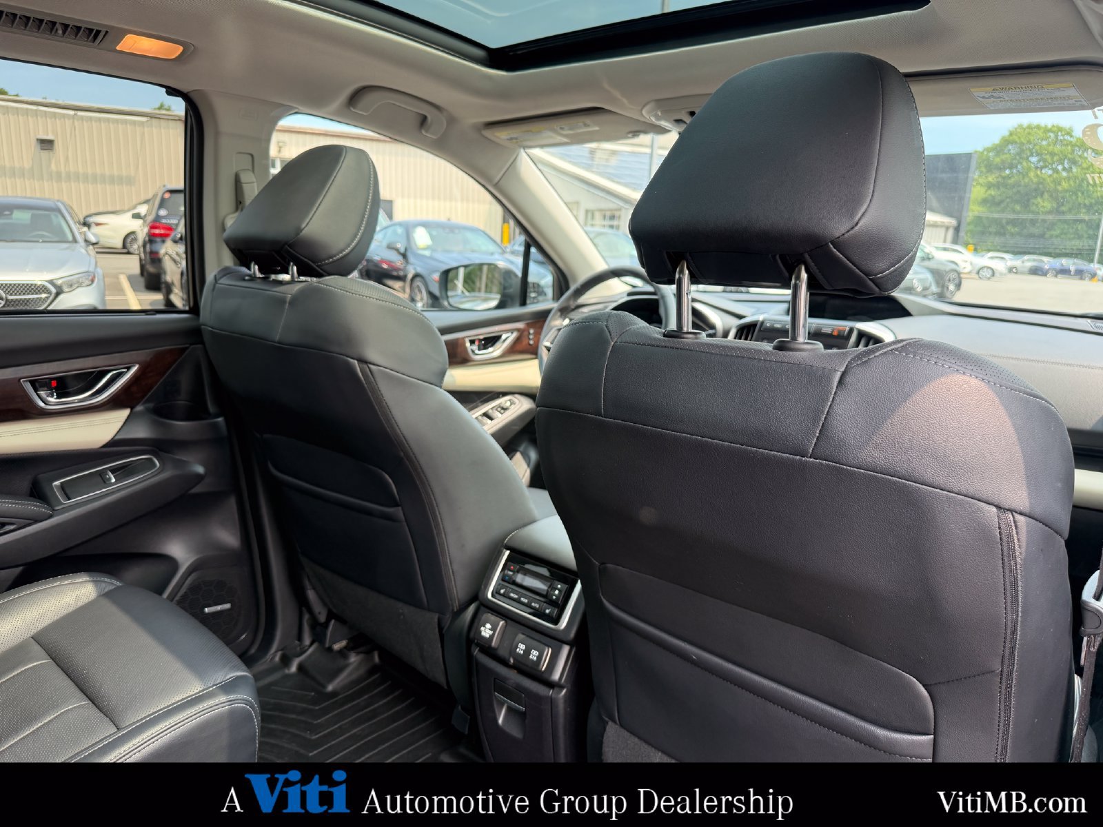 Used 2022 Subaru Ascent Touring AWD/4WD image 27