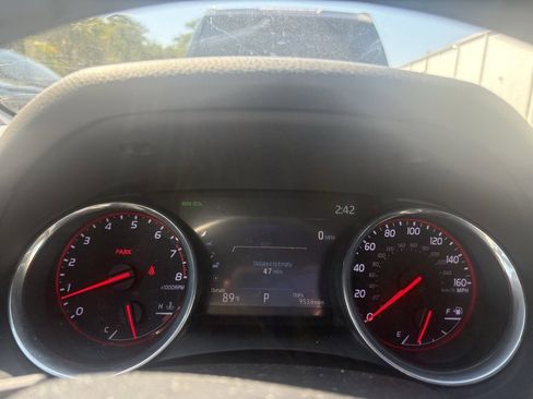 Used 2020 Toyota Camry XSE image 16