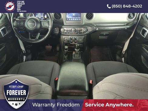 Used 2023 Jeep Wrangler Unlimited w/ Cold Weather Group AWD/4WD image 14