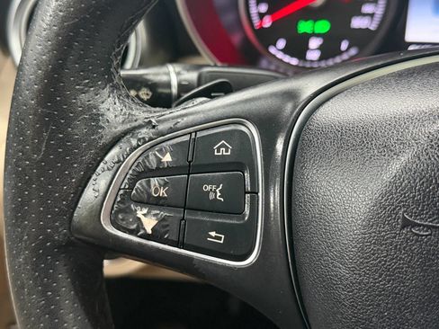 Used 2018 Mercedes-Benz C 300 Sedan w/ Premium Package image 24