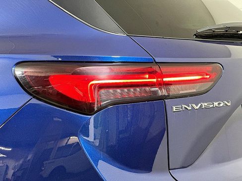 Used 2023 Buick Envision Essence image 32