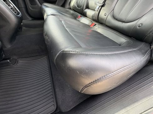 Used 2015 Chrysler 200 C w/ Navigation & Sound Group I image 20