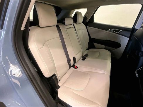Used 2026 Kia Sportage EX w/ EX Panoramic Sunroof Package AWD/4WD image 23