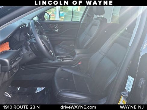 Certified 2021 Lincoln Corsair Reserve w/ Equipment Group 201A AWD/4WD image 12