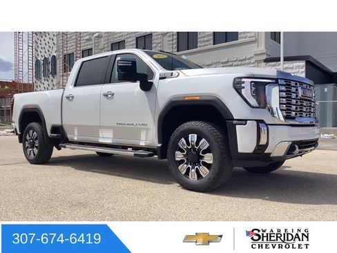 Used 2024 GMC Sierra 2500 Denali w/ Technology Package AWD/4WD image 33