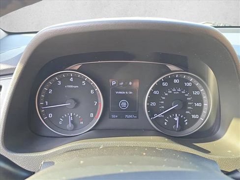 Used 2017 Hyundai Elantra SE w/ SE A/T Tech Package 03 image 10