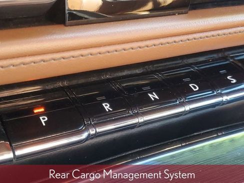 Used 2022 Lincoln Nautilus Reserve image 31