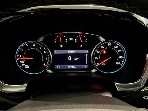 Used 2023 Chevrolet Traverse LT FWD image 22