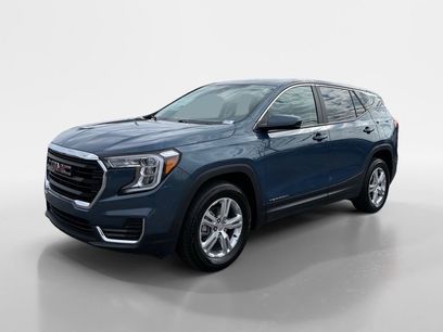 Used 2024 GMC Terrain SLE