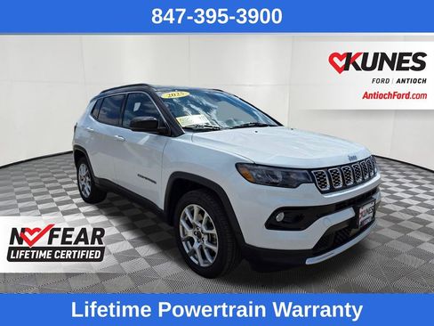 Used 2025 Jeep Compass Limited AWD/4WD image 1