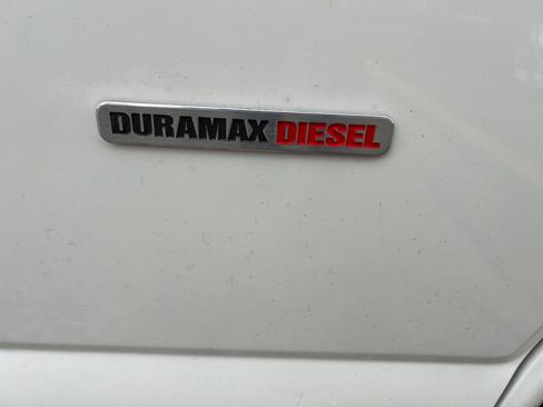 Used 2018 GMC Savana 2500 Extended RWD image 5