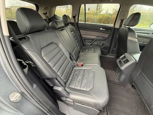 Used 2021 Volkswagen Atlas SEL Premium image 16