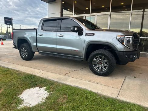 Used 2025 GMC Sierra 1500 AT4X AWD/4WD image 2