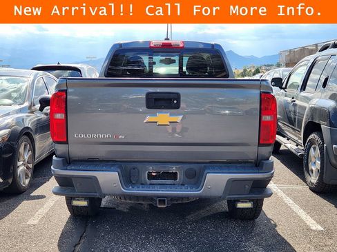 Used 2019 Chevrolet Colorado Z71 AWD/4WD image 5
