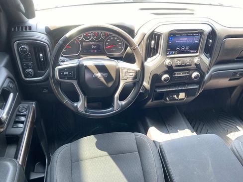 Used 2020 Chevrolet Silverado 1500 LT Trail Boss w/ Bed Protection Package AWD/4WD image 16