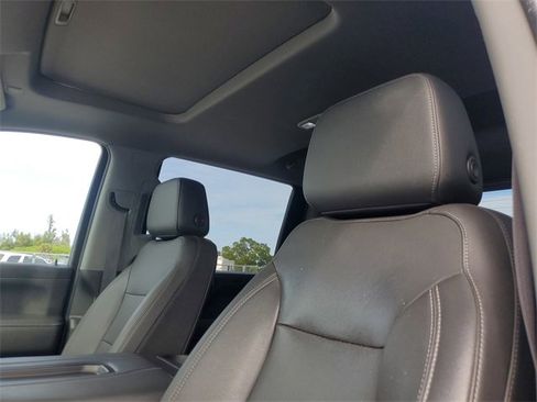 Certified 2022 Chevrolet Silverado 2500 LTZ w/ LTZ Texas Edition image 18