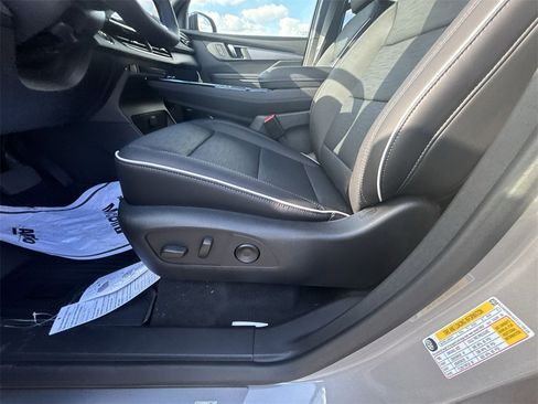 New 2026 Buick Enclave Sport Touring w/ Power Package image 18