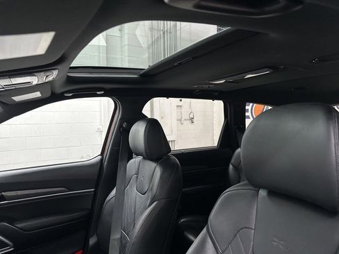 Used 2023 Kia Telluride EX X-Line image 30