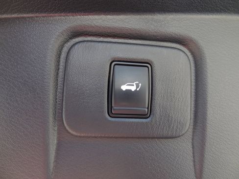 Used 2023 Nissan Murano SL image 15