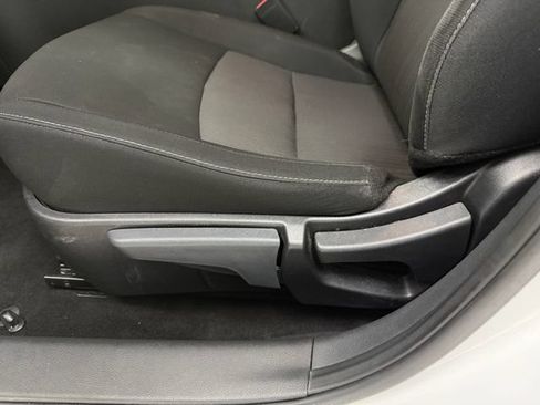 Used 2024 Nissan Sentra SV FWD image 27