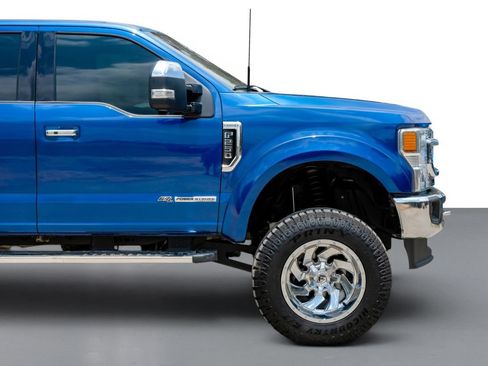 Used 2022 Ford F250 Lariat w/ Lariat Ultimate Package AWD/4WD image 7