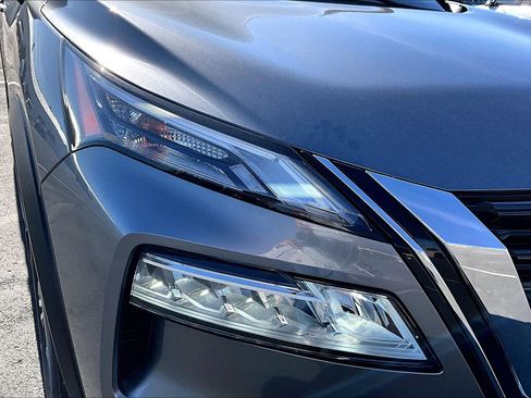 Used 2023 Nissan Rogue SV image 27