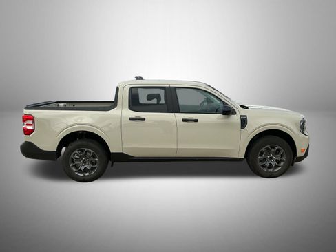 Used 2025 Ford Maverick XLT w/ XLT Luxury Package AWD/4WD image 3