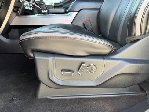 Used 2019 Ford F150 Platinum image 8