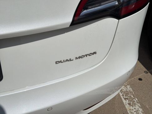 Used 2019 Tesla Model 3 Long Range AWD/4WD image 5