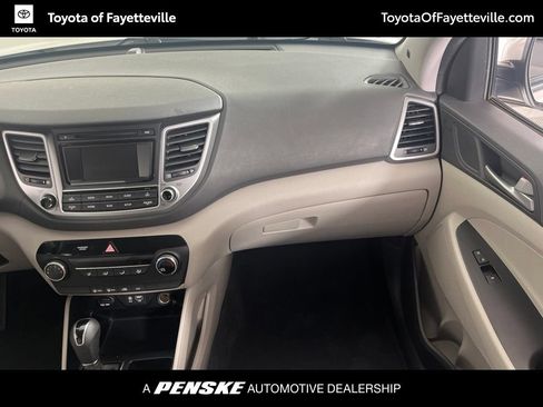 Used 2016 Hyundai Tucson SE FWD image 14
