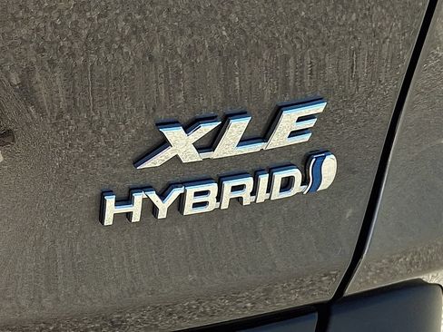 Used 2023 Toyota RAV4 XLE Premium AWD/4WD image 37