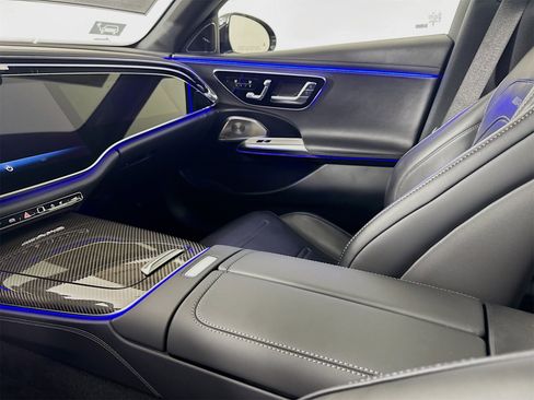 New 2026 Mercedes-Benz E 53 AMG e 4MATIC Sedan image 26