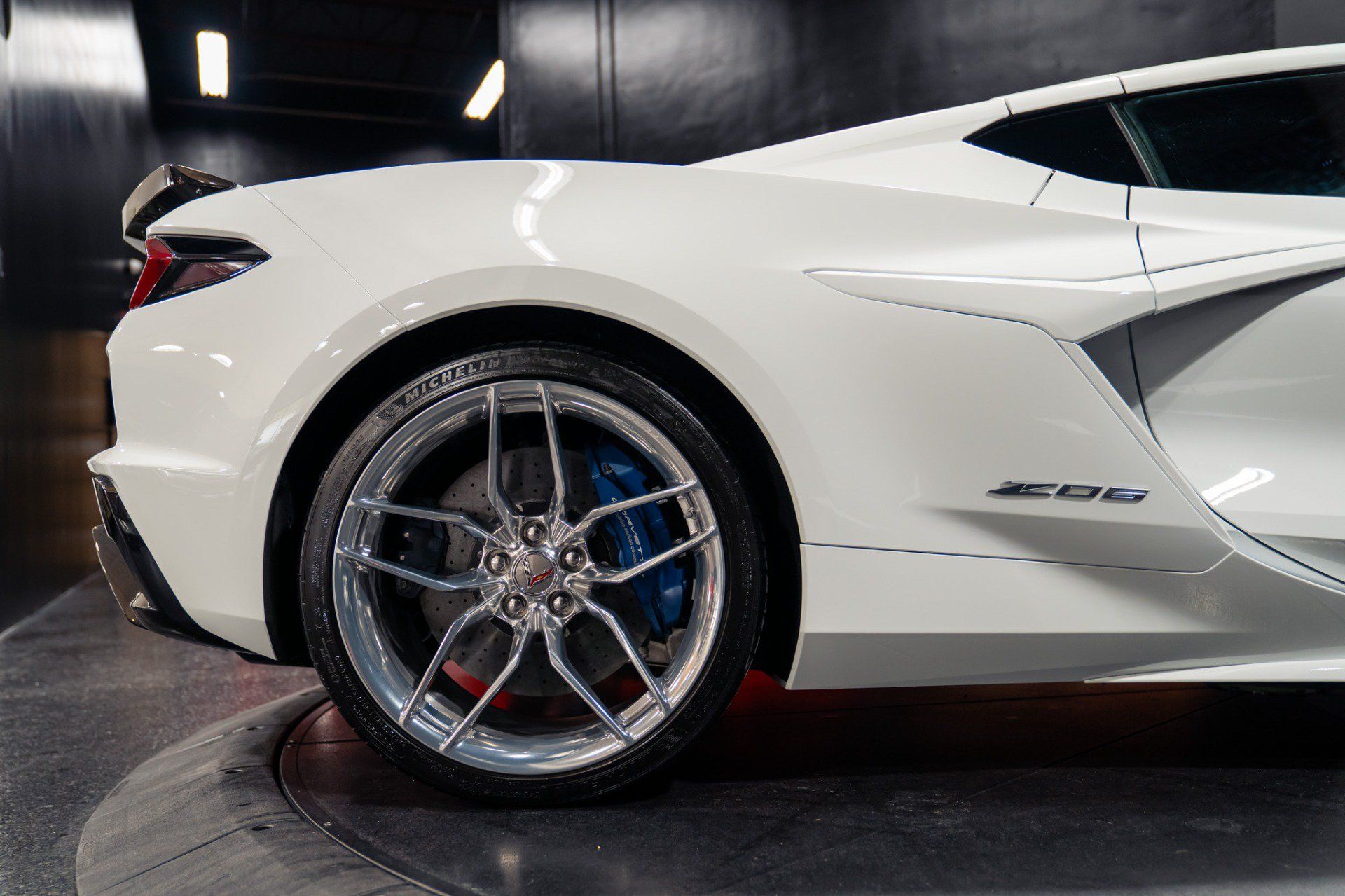 Used 2026 Chevrolet Corvette Z06 w/ Chrome Exterior Badge Package RWD image 17
