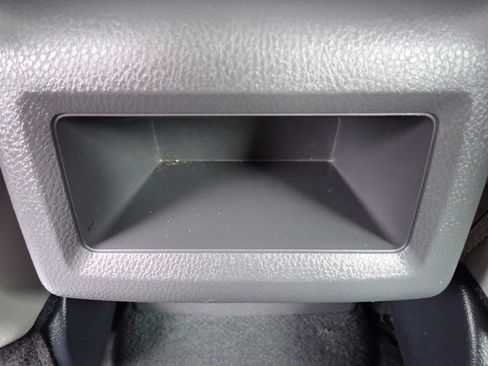 Used 2023 Toyota Camry SE image 18