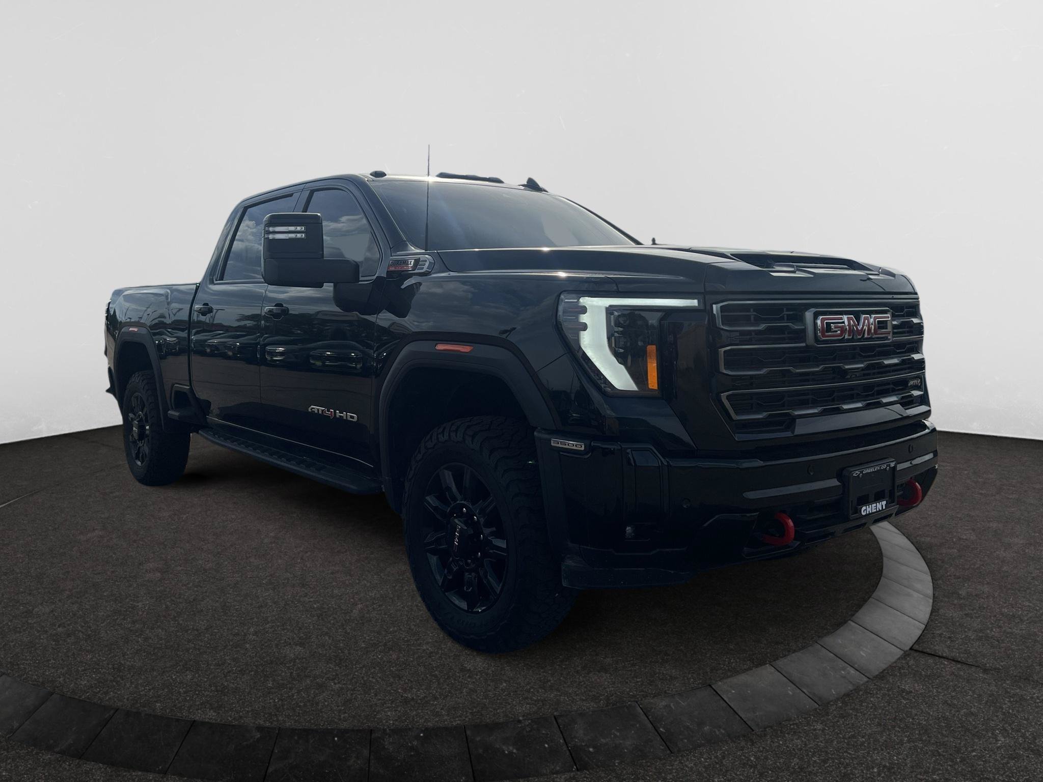 Used 2026 GMC Sierra 3500 AT4 w/ AT4 Premium Plus Package AWD/4WD image 4