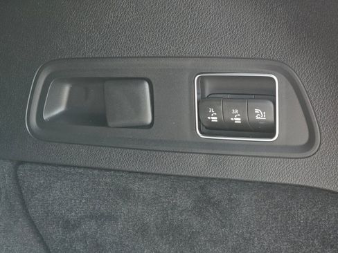 New 2026 Mercedes-Benz GLS 450 4MATIC image 22