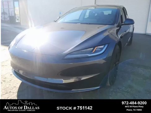 Used 2024 Tesla Model 3 Standard Range image 1