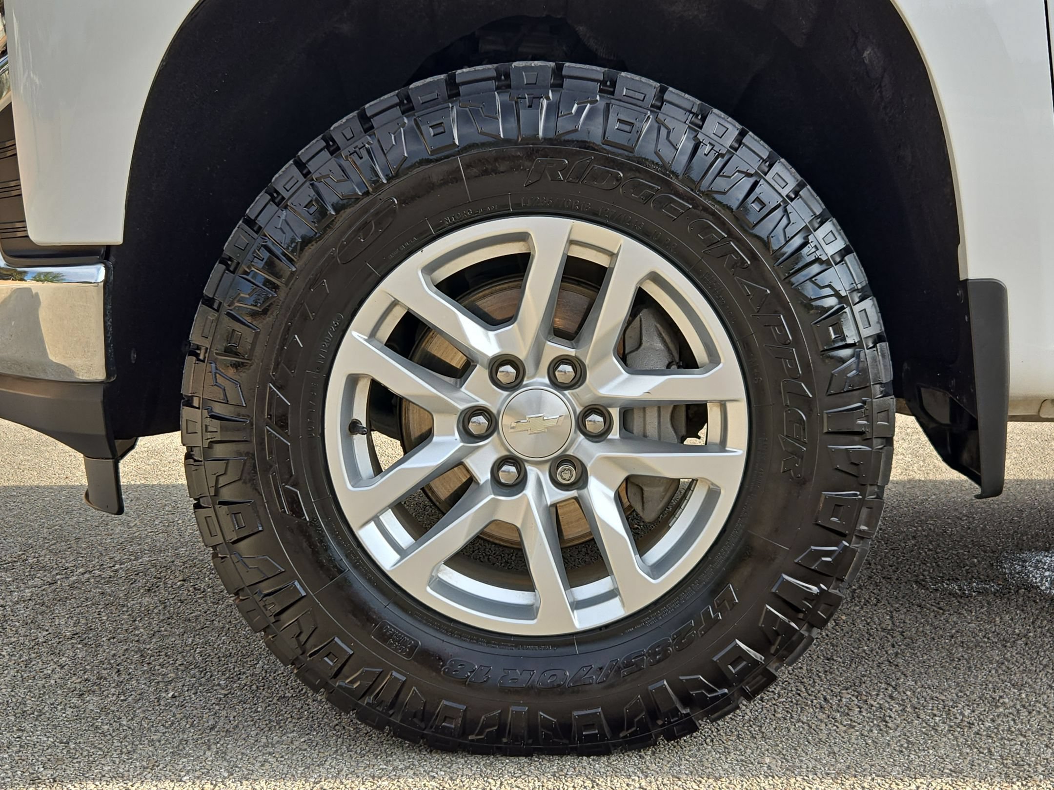 Used 2019 Chevrolet Silverado 1500 LT w/ Texas Edition AWD/4WD image 30