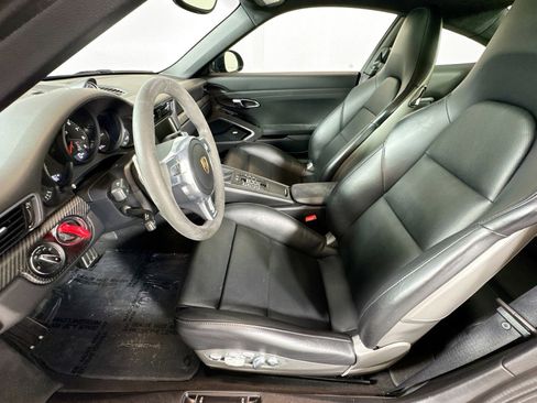 Used 2016 Porsche 911 Carrera 4 GTS image 20