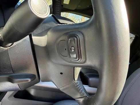 Used 2023 RAM 1500 Big Horn image 14